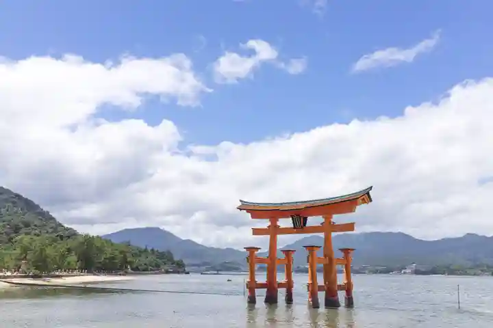 厳島神社(広島県)