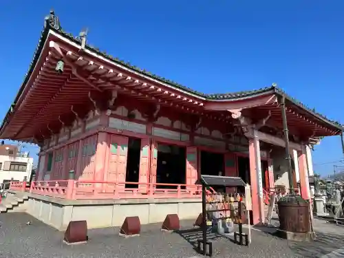 津観音の{uncategorized: "未分類", other: "その他", undefined: "問題あり", building: "その他建物", grave: "お墓", sacred_gate: "鳥居", guardian: "狛犬", statue: "像", buddha: "仏像", history: "歴史", nature: "自然", garden: "庭園", animal: "動物", pagoda: "塔", temizu: "手水舎", mountain_gate: "山門・神門", sanctuary: "本殿・本堂", subordinate: "末社・摂社", art: "芸術", scenery: "景色", jizo: "地蔵", ema: "絵馬", goshuin: "御朱印", omikuji: "おみくじ", items: "授与品その他", amulet: "お守り", goshuincho: "御朱印帳", eats: "食事", festival: "お祭り", votive_dance: "神楽", shichigosan: "七五三参", wedding: "結婚式", experience: "体験その他", initially: "初詣", around: "周辺", anti_infection: "感染症対策"}