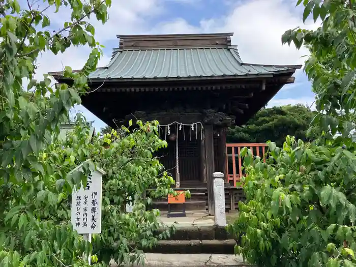 雷電神社の建物その他