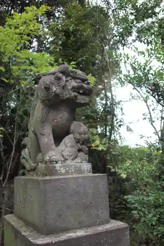 忍　諏訪神社・東照宮　の狛犬