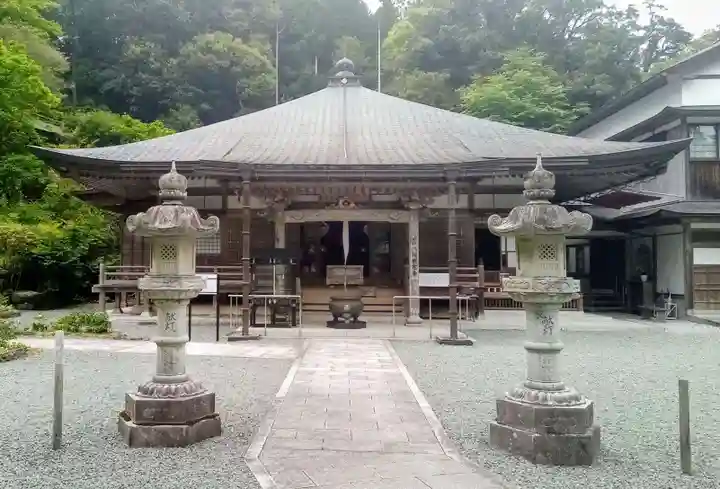 阿弥陀寺の本殿・本堂