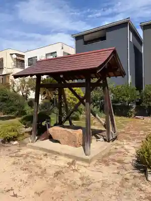東鳴尾皇太神社の手水舎
