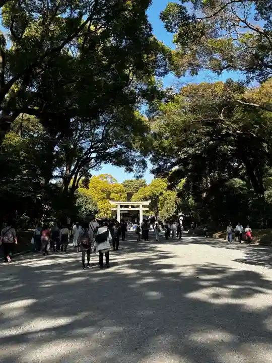 明治神宮の{uncategorized: "未分類", other: "その他", undefined: "問題あり", building: "その他建物", grave: "お墓", sacred_gate: "鳥居", guardian: "狛犬", statue: "像", buddha: "仏像", history: "歴史", nature: "自然", garden: "庭園", animal: "動物", pagoda: "塔", temizu: "手水舎", mountain_gate: "山門・神門", sanctuary: "本殿・本堂", subordinate: "末社・摂社", art: "芸術", scenery: "景色", jizo: "地蔵", ema: "絵馬", goshuin: "御朱印", omikuji: "おみくじ", items: "授与品その他", amulet: "お守り", goshuincho: "御朱印帳", eats: "食事", festival: "お祭り", votive_dance: "神楽", shichigosan: "七五三参", wedding: "結婚式", experience: "体験その他", initially: "初詣", around: "周辺", anti_infection: "感染症対策"}