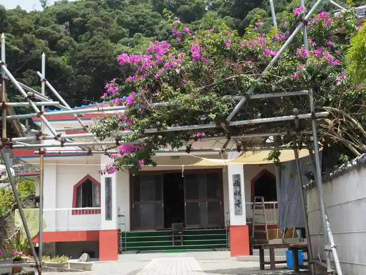 西明寺の本殿・本堂