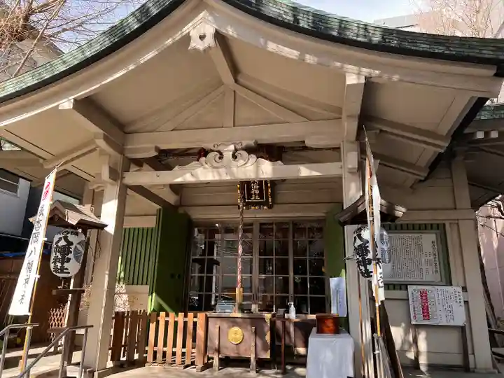 銀杏岡八幡神社の本殿・本堂