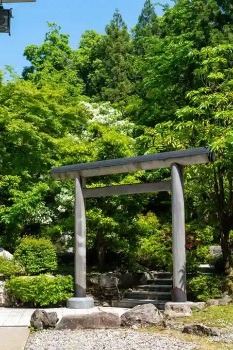 白山比咩神社(石川県)