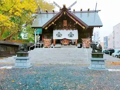 札幌諏訪神社の本殿・本堂