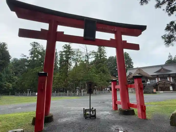 出羽神社(出羽三山神社)~三神合祭殿~(山形県)