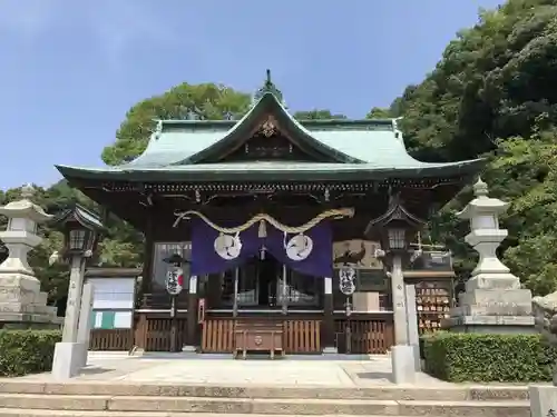 草津八幡宮の本殿