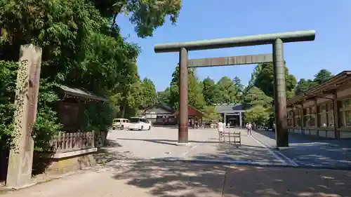 射水神社の鳥居