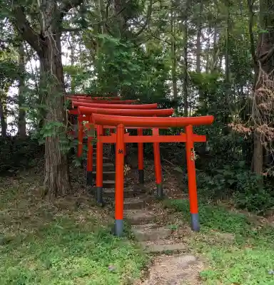 尾白稲荷神社(岐阜県)
