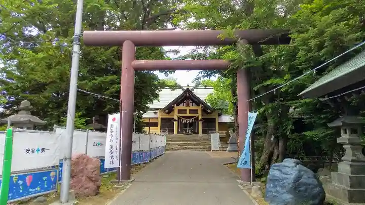 月寒神社の鳥居