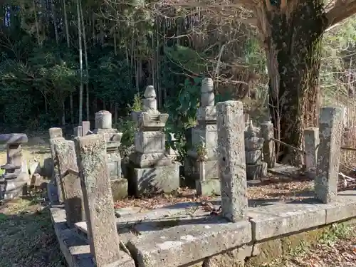 善昌寺（旧勝隆寺）の塔