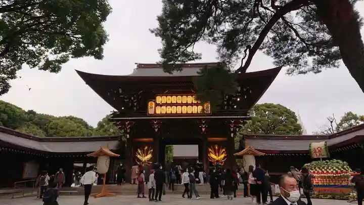 明治神宮の山門・神門