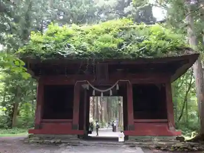 戸隠神社奥社の山門・神門