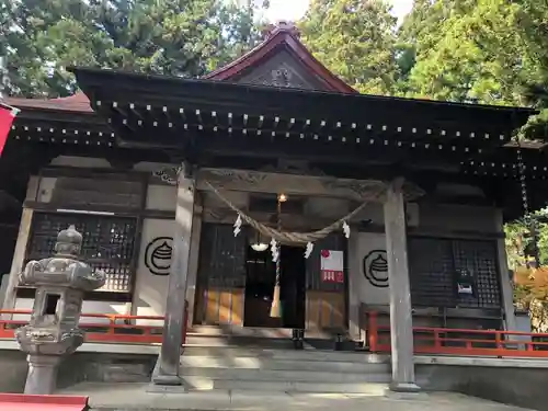 晴山稲荷神社の本殿