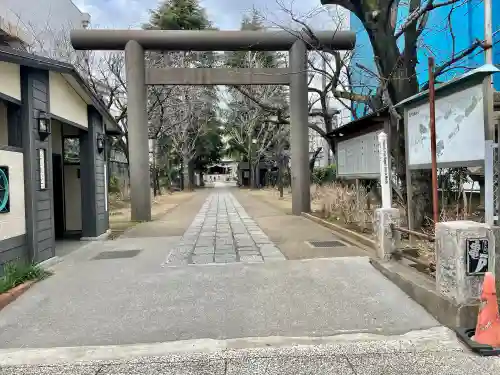 亀戸 香取神社の{uncategorized: "未分類", other: "その他", undefined: "問題あり", building: "その他建物", grave: "お墓", sacred_gate: "鳥居", guardian: "狛犬", statue: "像", buddha: "仏像", history: "歴史", nature: "自然", garden: "庭園", animal: "動物", pagoda: "塔", temizu: "手水舎", mountain_gate: "山門・神門", sanctuary: "本殿・本堂", subordinate: "末社・摂社", art: "芸術", scenery: "景色", jizo: "地蔵", ema: "絵馬", goshuin: "御朱印", omikuji: "おみくじ", items: "授与品その他", amulet: "お守り", goshuincho: "御朱印帳", eats: "食事", festival: "お祭り", votive_dance: "神楽", shichigosan: "七五三参", wedding: "結婚式", experience: "体験その他", initially: "初詣", around: "周辺", anti_infection: "感染症対策"}