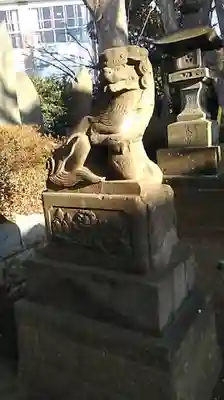 前原御嶽神社の狛犬