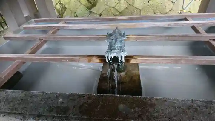 櫻山八幡宮の手水舎