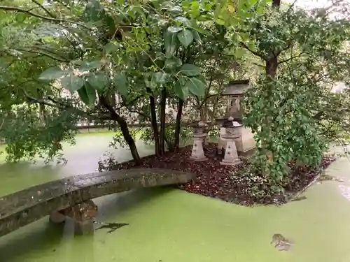 泊神社の末社