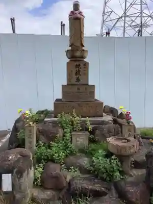 延命地蔵尊の本殿・本堂