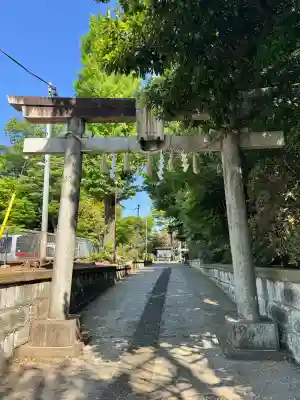 豊玉氷川神社の{uncategorized: "未分類", other: "その他", undefined: "問題あり", building: "その他建物", grave: "お墓", sacred_gate: "鳥居", guardian: "狛犬", statue: "像", buddha: "仏像", history: "歴史", nature: "自然", garden: "庭園", animal: "動物", pagoda: "塔", temizu: "手水舎", mountain_gate: "山門・神門", sanctuary: "本殿・本堂", subordinate: "末社・摂社", art: "芸術", scenery: "景色", jizo: "地蔵", ema: "絵馬", goshuin: "御朱印", omikuji: "おみくじ", items: "授与品その他", amulet: "お守り", goshuincho: "御朱印帳", eats: "食事", festival: "お祭り", votive_dance: "神楽", shichigosan: "七五三参", wedding: "結婚式", experience: "体験その他", initially: "初詣", around: "周辺", anti_infection: "感染症対策"}