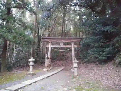 雁宮神社の鳥居