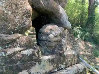 男金神社の狛犬