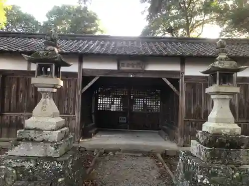 宇智神社の本殿・本堂