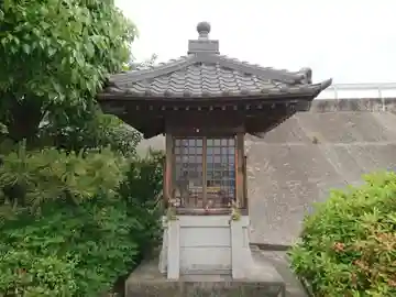 祠の末社・摂社