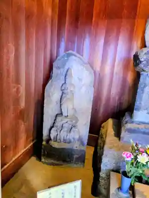 宮益御嶽神社の仏像