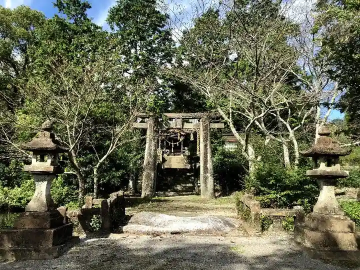 天山神社の鳥居
