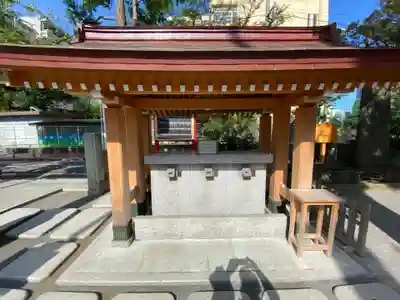 お三の宮日枝神社の手水舎
