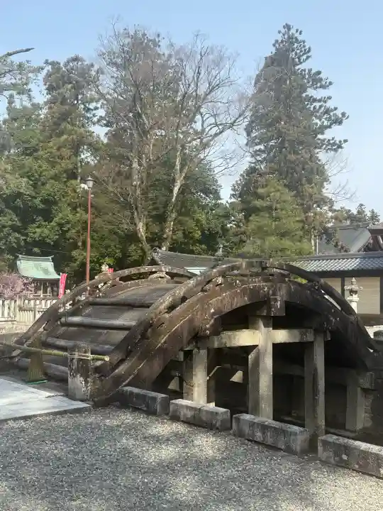 多賀大社の{uncategorized: "未分類", other: "その他", undefined: "問題あり", building: "その他建物", grave: "お墓", sacred_gate: "鳥居", guardian: "狛犬", statue: "像", buddha: "仏像", history: "歴史", nature: "自然", garden: "庭園", animal: "動物", pagoda: "塔", temizu: "手水舎", mountain_gate: "山門・神門", sanctuary: "本殿・本堂", subordinate: "末社・摂社", art: "芸術", scenery: "景色", jizo: "地蔵", ema: "絵馬", goshuin: "御朱印", omikuji: "おみくじ", items: "授与品その他", amulet: "お守り", goshuincho: "御朱印帳", eats: "食事", festival: "お祭り", votive_dance: "神楽", shichigosan: "七五三参", wedding: "結婚式", experience: "体験その他", initially: "初詣", around: "周辺", anti_infection: "感染症対策"}