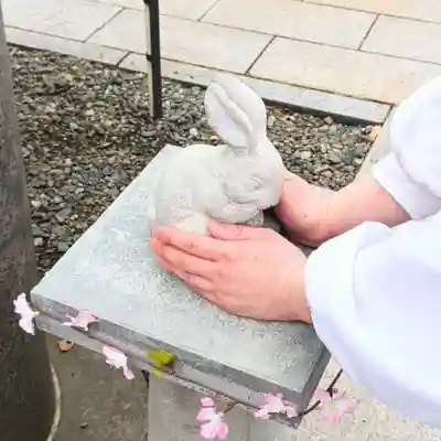 彌彦神社　(伊夜日子神社)の像