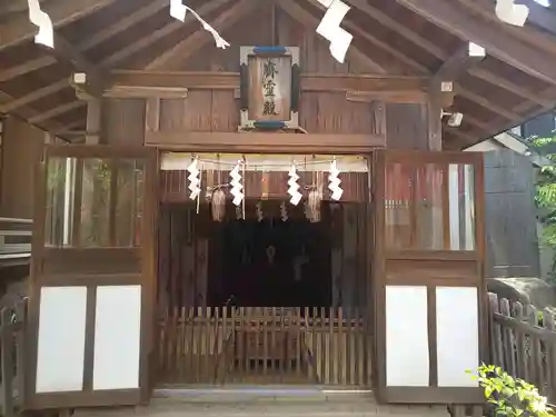 馬橋稲荷神社の末社・摂社