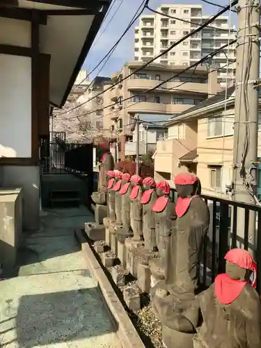 金乗院(目白不動尊)の地蔵