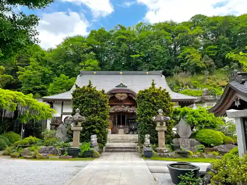 野坂寺の本殿