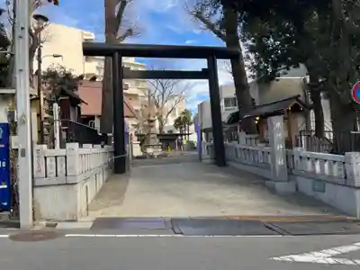 高円寺氷川神社の鳥居