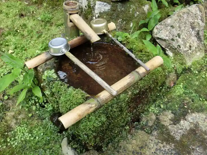 上ノ院本坊 来迎院の手水舎