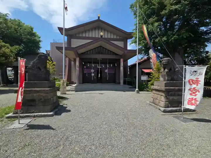 日野八坂神社の{uncategorized: "未分類", other: "その他", undefined: "問題あり", building: "その他建物", grave: "お墓", sacred_gate: "鳥居", guardian: "狛犬", statue: "像", buddha: "仏像", history: "歴史", nature: "自然", garden: "庭園", animal: "動物", pagoda: "塔", temizu: "手水舎", mountain_gate: "山門・神門", sanctuary: "本殿・本堂", subordinate: "末社・摂社", art: "芸術", scenery: "景色", jizo: "地蔵", ema: "絵馬", goshuin: "御朱印", omikuji: "おみくじ", items: "授与品その他", amulet: "お守り", goshuincho: "御朱印帳", eats: "食事", festival: "お祭り", votive_dance: "神楽", shichigosan: "七五三参", wedding: "結婚式", experience: "体験その他", initially: "初詣", around: "周辺", anti_infection: "感染症対策"}