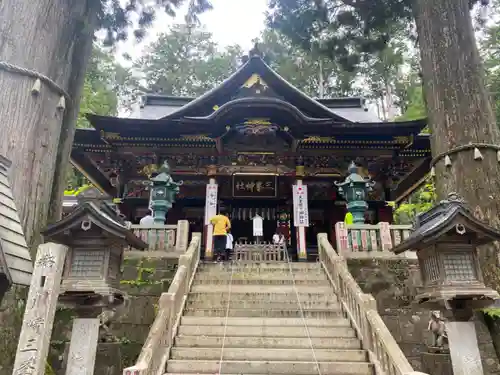 三峯神社の本殿