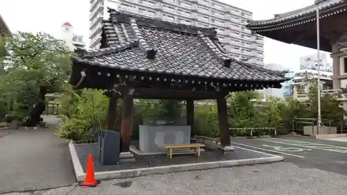 東本願寺の手水