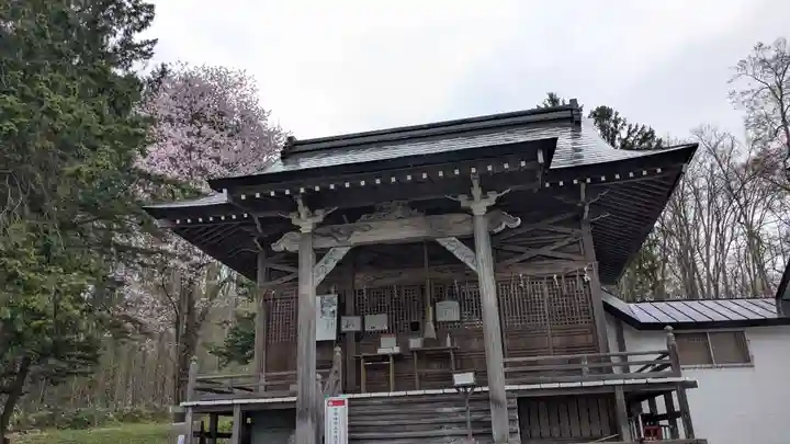 雨紛神社の本殿・本堂