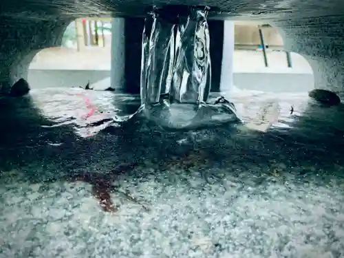 滑川神社 - 仕事と子どもの守り神の手水舎