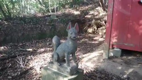 稲荷神社の狛犬