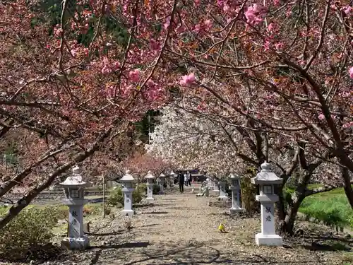 伊香具神社の庭園