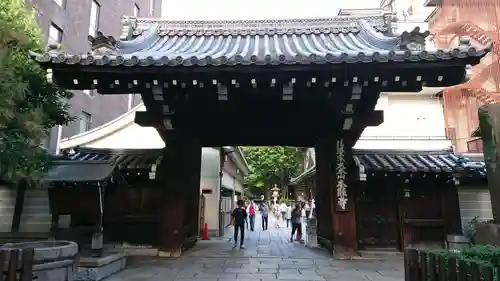 本能寺の山門