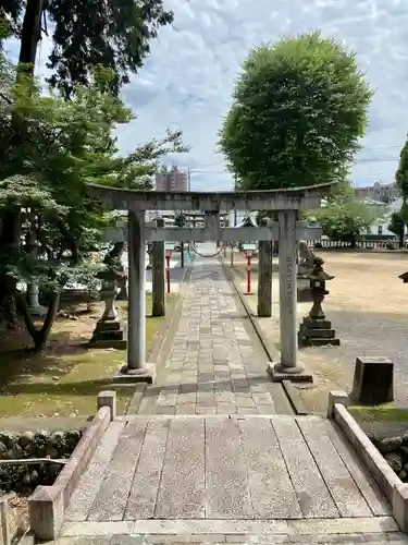 下野國一社八幡宮の鳥居