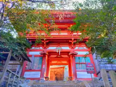 吉野水分神社(吉野町)の山門・神門